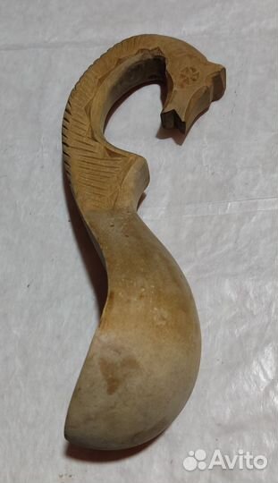 Ковш деревянный, резной