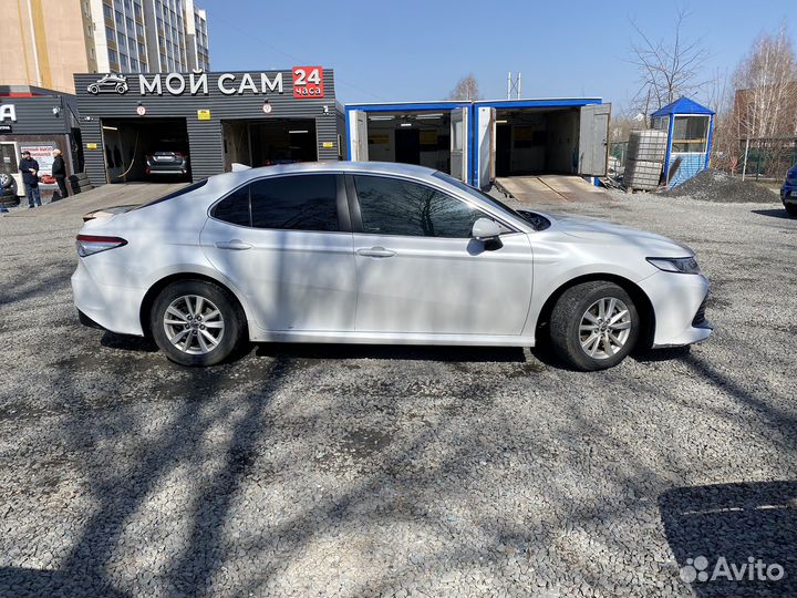 Toyota Camry 2.5 AT, 2018, 303 000 км