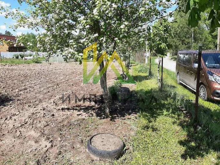 Дача 20 м² на участке 11 сот.