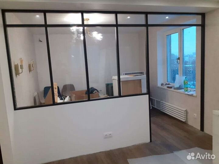 Перегородки из стекла для зонирования на заказ