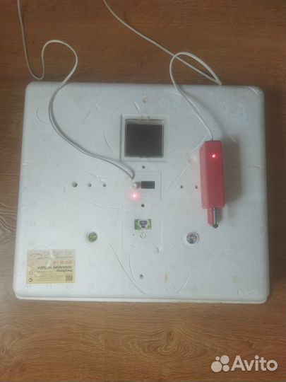 Инкубатор для яиц автоматический бу