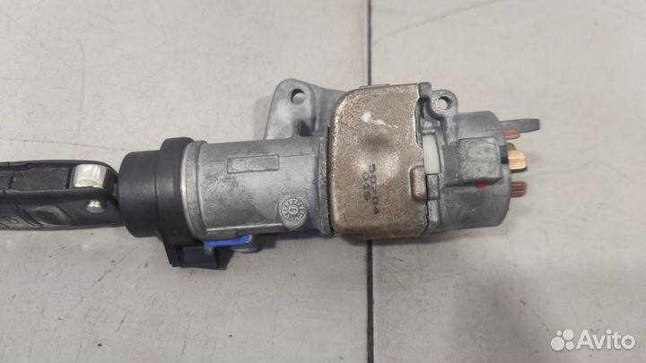 Замок зажигания Volkswagen Polo 4 9N3 9N1