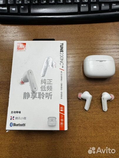 Наушники TWS JBL Tune 230NC белые