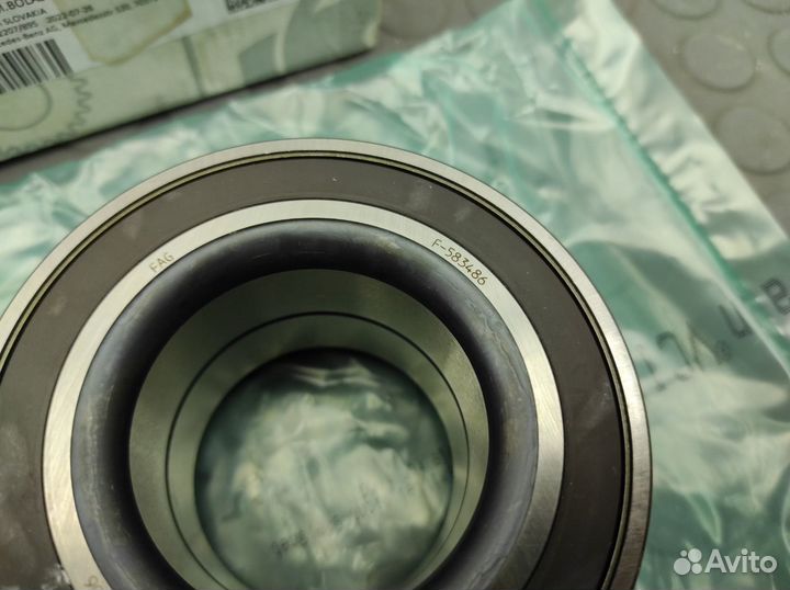 Подшипник ступицы Mercedes-Benz W447