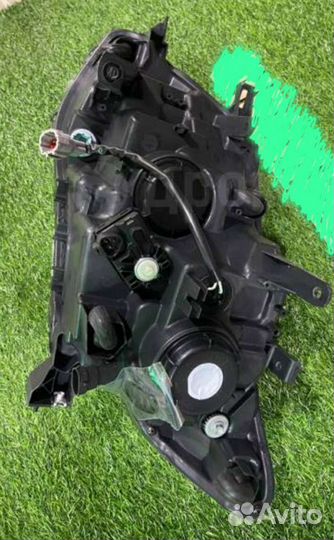 Фары передние Nissan X-trail 32 2014-17г.в V273