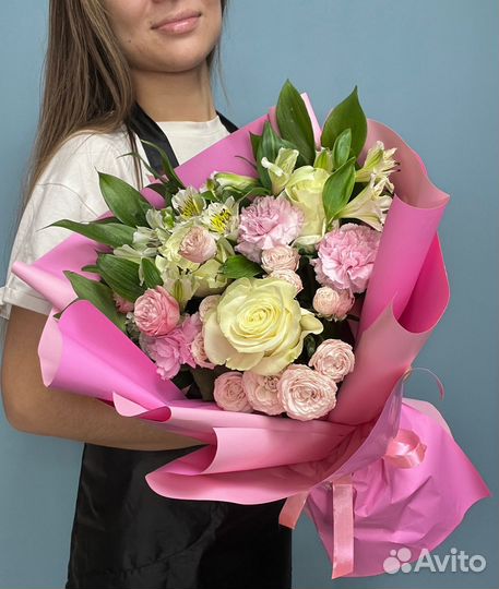 Букет розы пионовидные розы