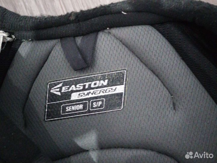 Нагрудник хоккейный easton