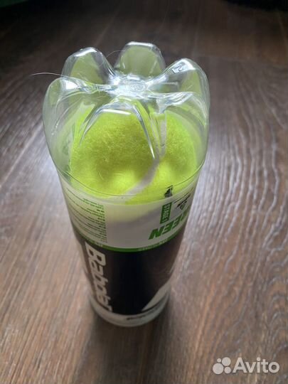 Теннисные мячи