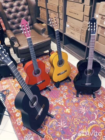 Классическая гитара fabio