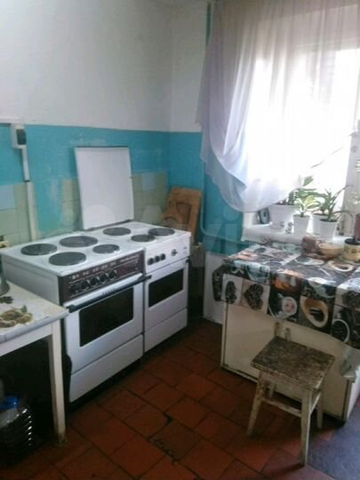 Комната 18 м² в 8-к., 6/9 эт.