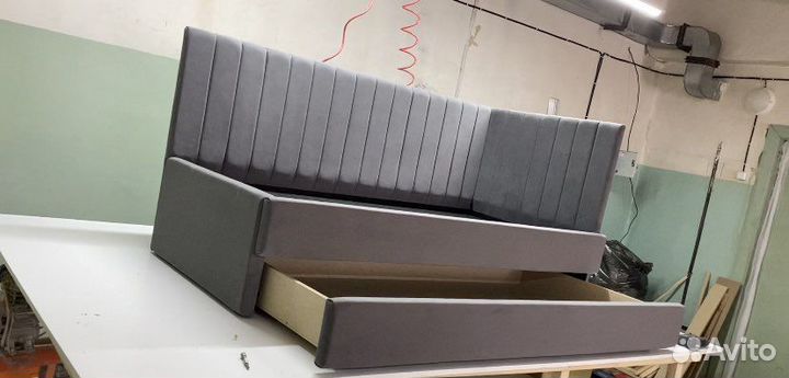 Кровать для ребенка подростка