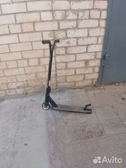 Трюковой самокат (на запчасти)