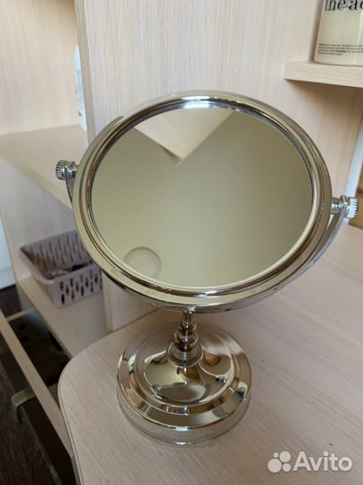 Зеркало настольное