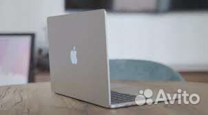 Apple MacBook Air 13.6 m2 256