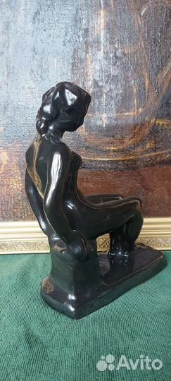 Статуэтка обнаженная натурщица обливная керамика