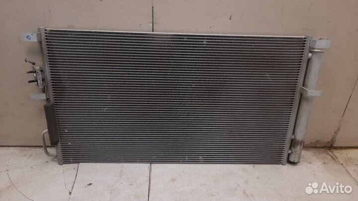 Радиатор кондиционера (конденсер) Hyundai Tucson