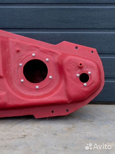 Топливный бак Mitsubishi Pajero 3-4 дизель бензи