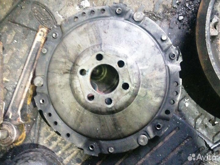 Маховик Volkswagen Polo 067105273G AE