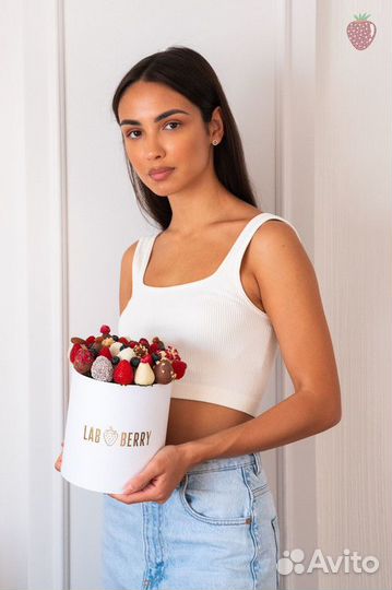 Клубника в бельгийском шоколаде с доставкой