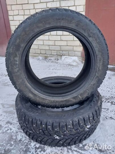 Bridgestone Blizzak Spike-01 225/55 R17