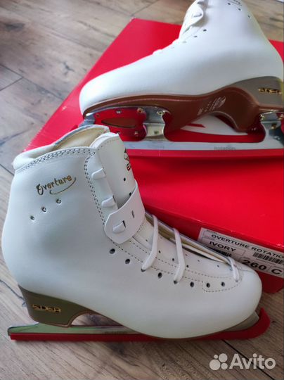 Фигурные коньки edea 260 новые