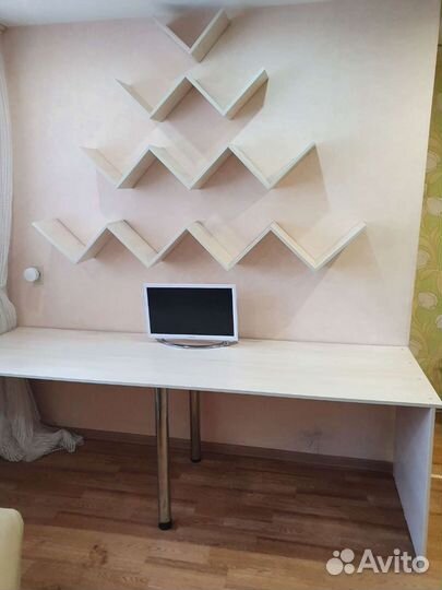 Полка книжная