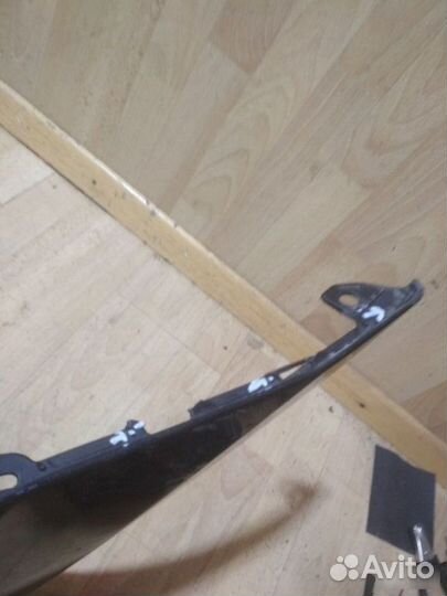 Бампер передний Subaru