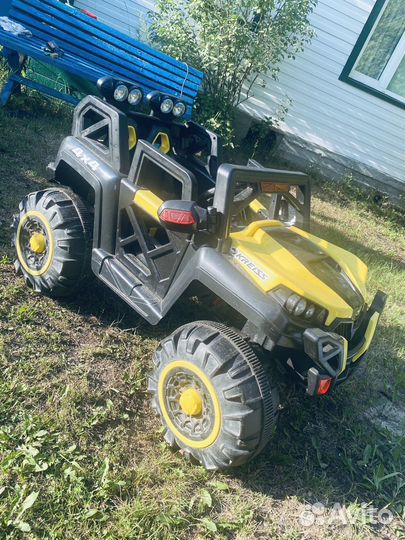 Продам детскую машину