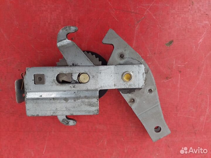 Механизм стояночного тормоза Mercedes-Benz W210