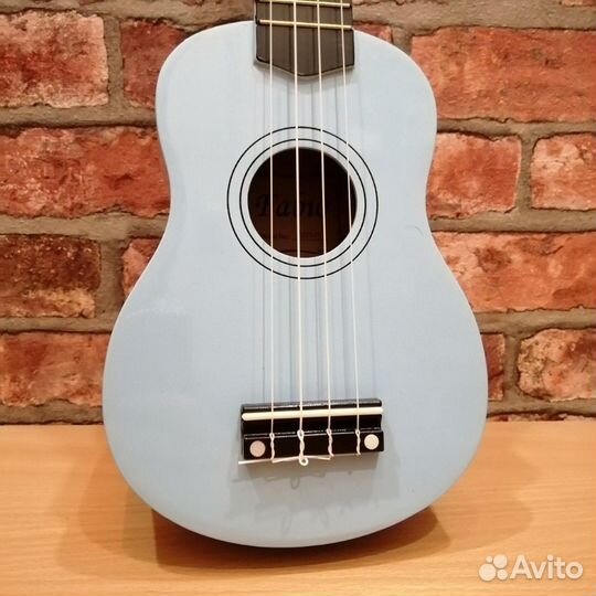 Укулеле новая