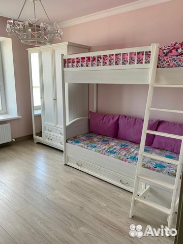 Детская двухъярусная кровать
