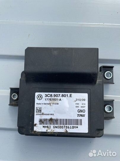 Блок управления стояночным тормозом Volkswagen