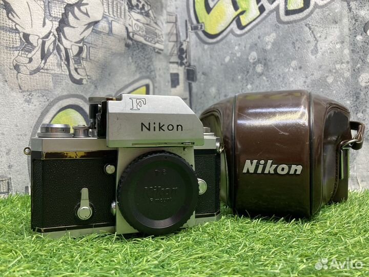 Nikon F