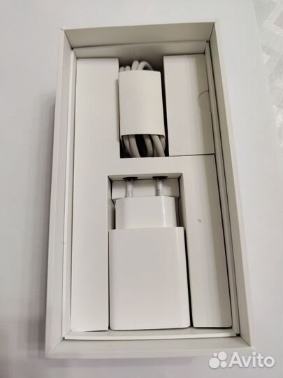 Xiaomi Mi 9 SE, 6/64 ГБ