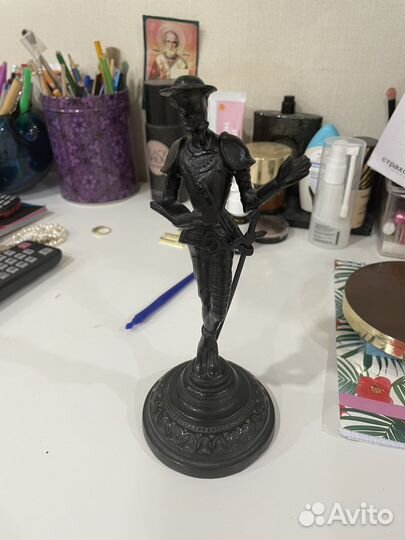 Статуэтка касли