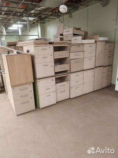 Шкафы тумбочки продам желательно сегодня