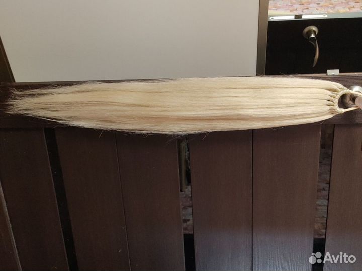 Хвост на резинке из канекалона