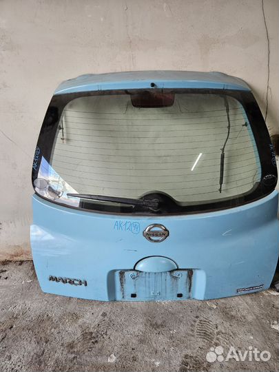 Дверь багажника Nissan March