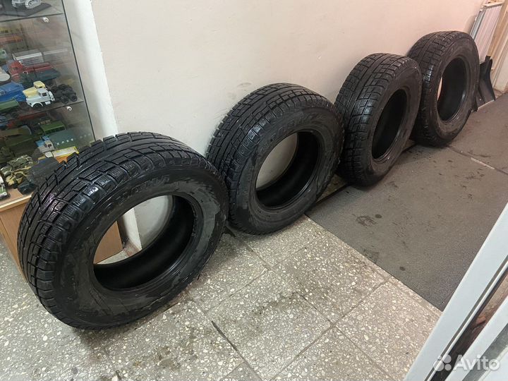 Yokohama Geolandar I/T G075 265/70 R17