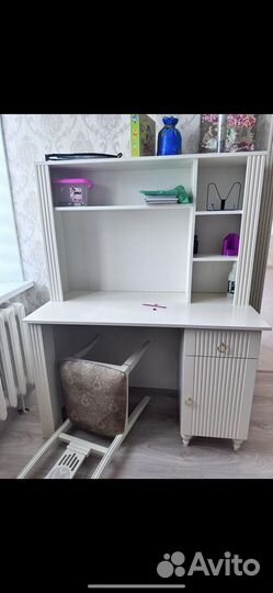 Письменный стол школьника