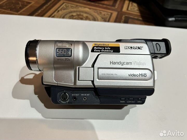 Видеокамера sony handycam vision video HI8