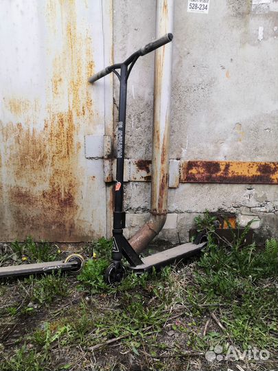 Трюковой самокат