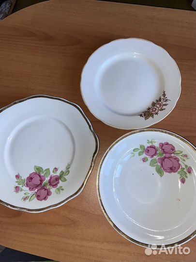Тарелки разные