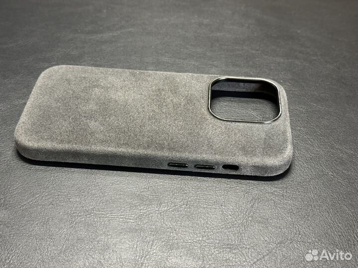 Чехол на iPhone 14 pro алькантара