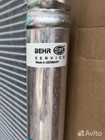 LR110621 радиатор кондиционера