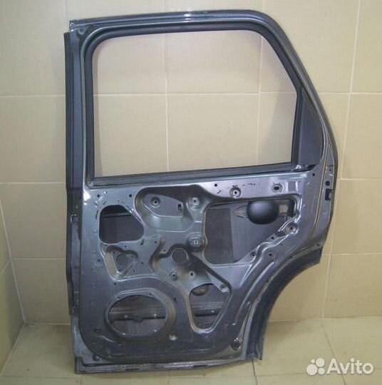 Дверь задняя правая Ford Maverick TM1 2005