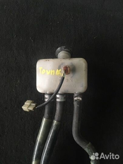 Бачок для тормозной жидкости Toyota Town Ace CM55