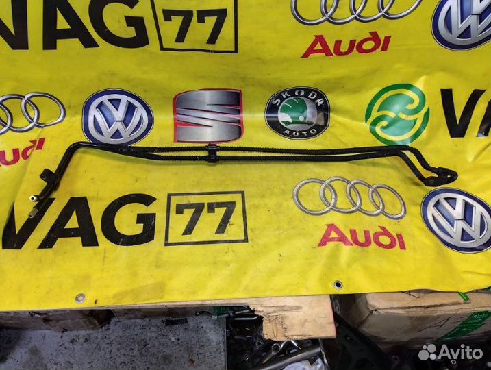 Радиатор гура передний Audi A6 универсал 2.8 CCE