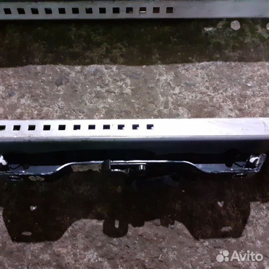 Регулировка сиденья 2-го ряда левая KIA carnival