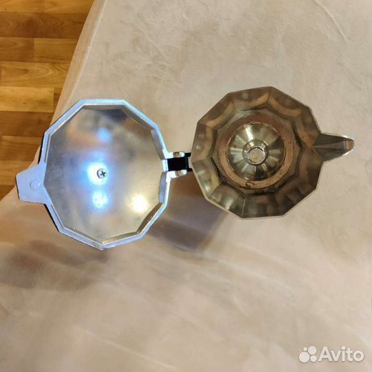 Гейзерная кофеварка CafeSi Pensofal